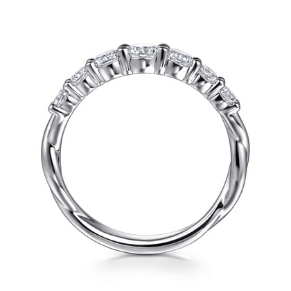 Andora - 14K White Gold Graduating Diamond Anniversary Band