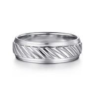 August - 14K White Gold 7mm - Rope Center and Polished Edge Men's Wedding Band in High Polished Finish