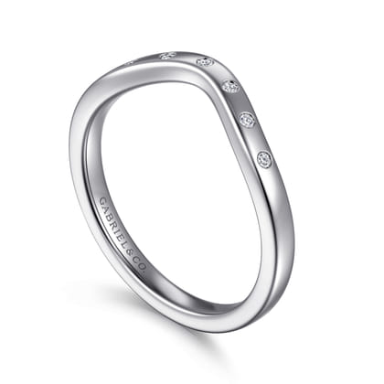 Aurivine - 14K White Gold Bezel 7 Stone Diamond Anniversary Band