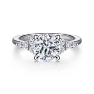 Avah - 18K White Gold Round Diamond Cluster Engagement Ring