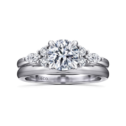 Avah - Platinum Round Diamond Cluster Engagement Ring