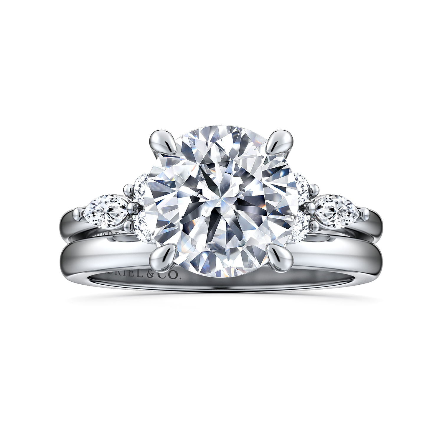 Avah - Platinum Round Diamond Engagement Ring