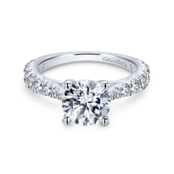 Platinum Round Diamond Engagement Ring