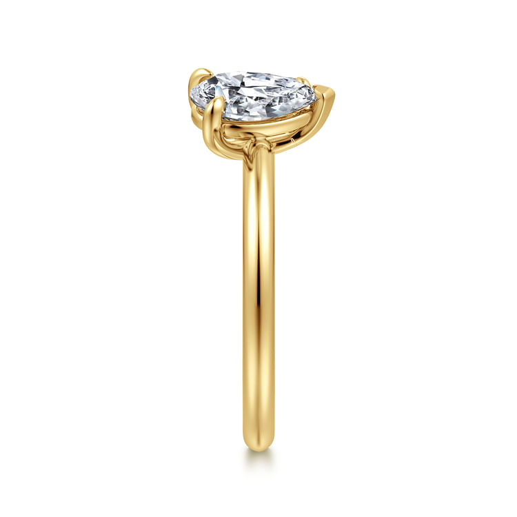 Ayla - 14K Yellow Gold Toi et Moi Pear Shape Diamond Engagement Ring