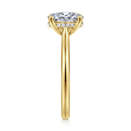 Azucena - 14K Yellow Gold Oval Solitaire Diamond Engagement Ring