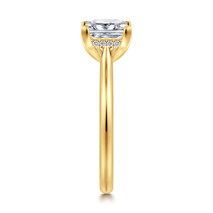 Azucena - 18K Yellow Gold Princess Cut Solitaire Diamond Engagement Ring