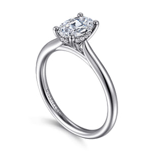Azucena - Platinum Oval Solitaire Diamond Engagement Ring