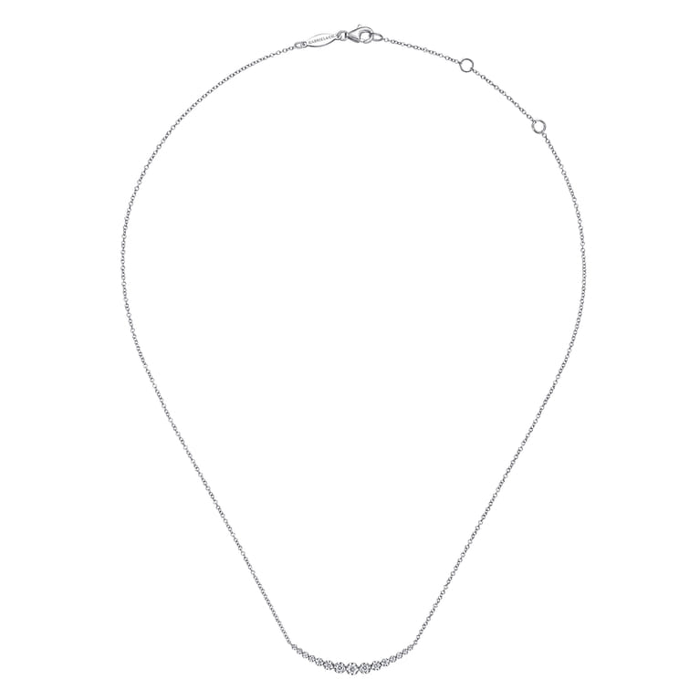 Bar Necklace Curved 14K White Gold Diamond 0.25ct - 0.25 ct - Shot 2