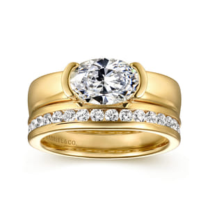 Bara - 14K Yellow Gold Half Bezel East West Oval Diamond Engagement Ring