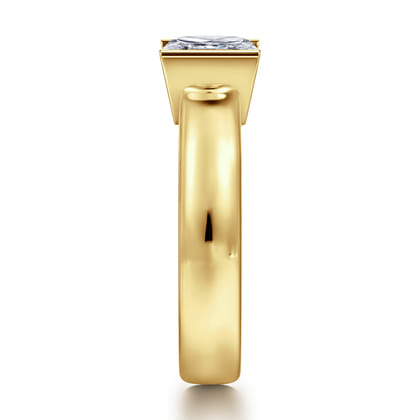 Bara - 14K Yellow Gold Half Bezel East West Princess Cut Diamond Engagement Ring