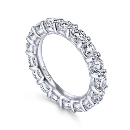 Basque - 14K White Gold Shared Prong Diamond Eternity Band