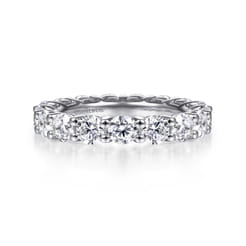 Basque---14K-White-Gold-Shared-Prong-Diamond-Eternity-Band1