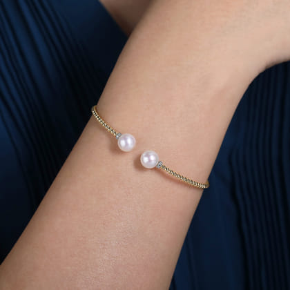 Beaded Open Bangle Bracelet 14K Yellow Gold Diamond and Pearl 0.05ct Bujukan