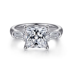 18K White Gold Princess Cut Three Stone Diamond Engagement Ring