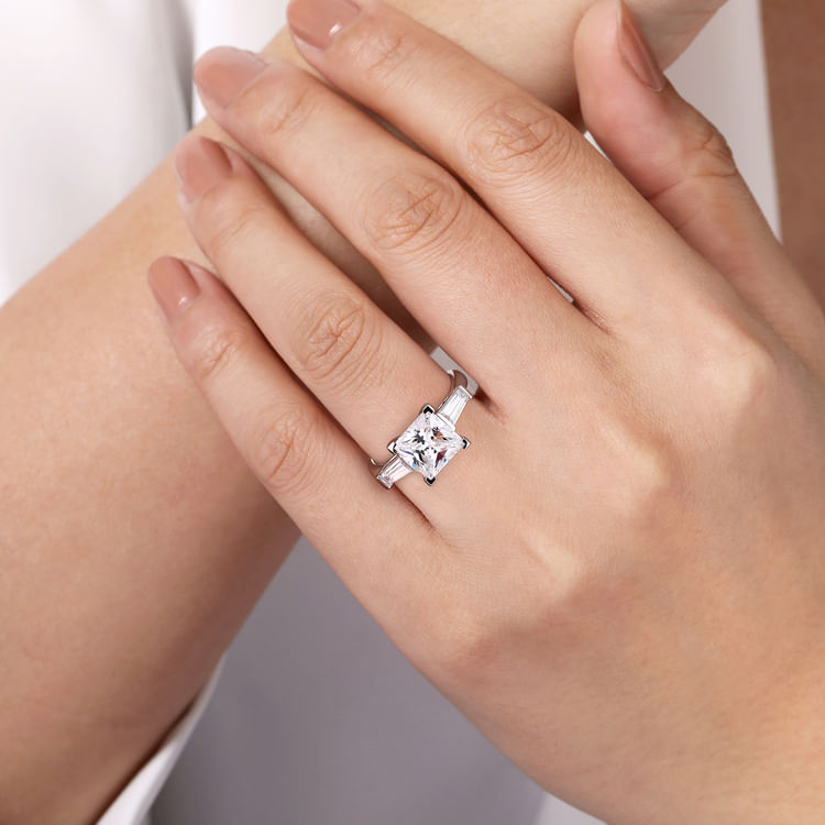 Belma - 18K White Gold Princess Cut Three Stone Diamond Engagement Ring