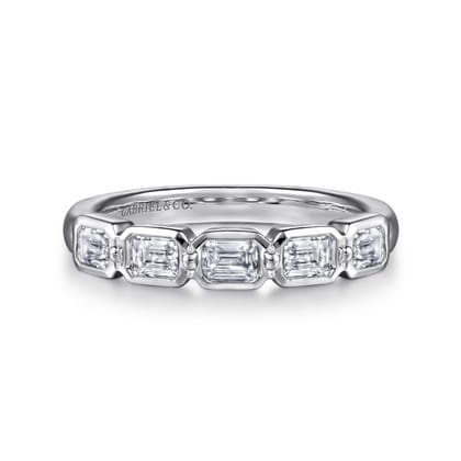 Beta - 14K White Gold Bezel and Prong Emerald Cut 5 Stone Diamond Anniversary Band