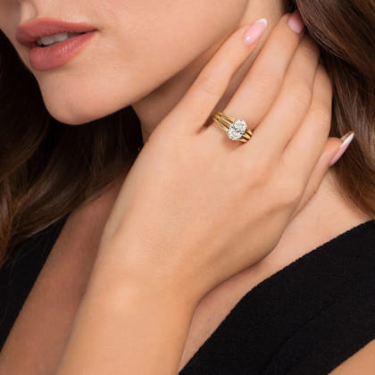 Bexley - 14K Yellow Gold Split Shank Oval Diamond Engagement Ring