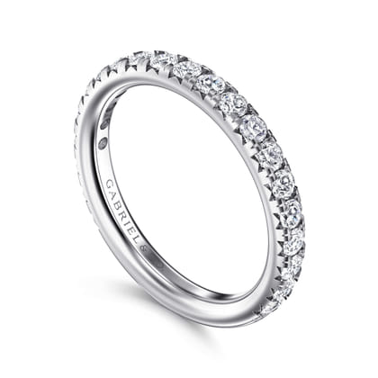 Brasilia - 14k White Gold Diamond Anniversary Band