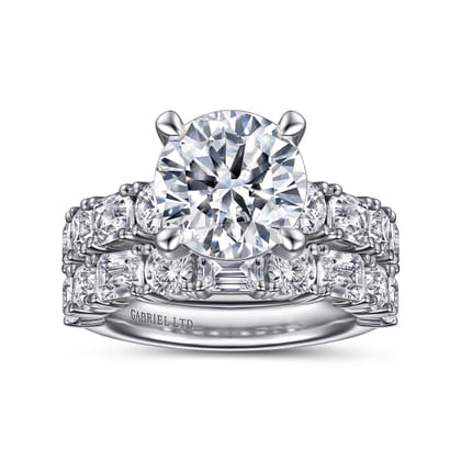 Briella - 18K White Gold Round Diamond Engagement Ring