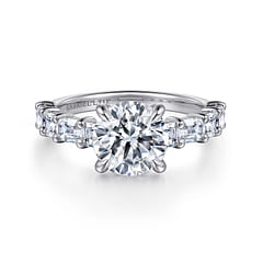 Briene - 18K White Gold Round Diamond Engagement Ring