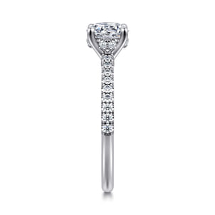 Broderick - Platinum Round Diamond Engagement Ring