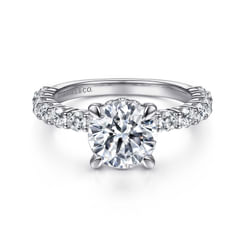 Platinum Round Diamond Engagement Ring