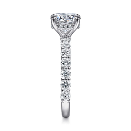 Brosnan - Platinum Round Diamond Engagement Ring