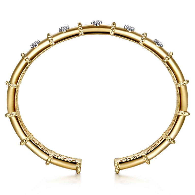 Bujukan Clover - 14K White  Yellow Gold Bujukan and Diamond Split Bangle Bracelet - 0.2 ct - Shot 3