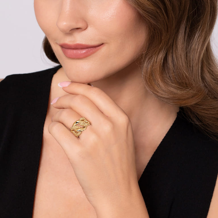 Bujukan Pave - 14K Yellow Gold Bujukan Link Ring - Shot 5