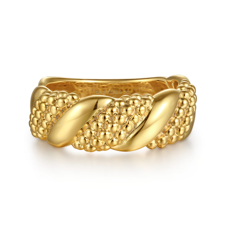 Bujukan Pave - 14K Yellow Plain Gold Bujukan Twisted Ring - Shot 1