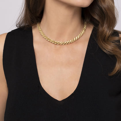 Bujukan Pave - 14K Yellow Plain Gold Pave Bujukan Necklace