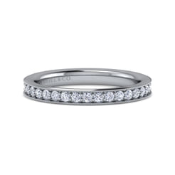 Calabria - 14K White Gold Diamond Prong Channel Diamond Anniversary Band with Milgrain