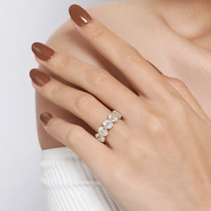 Calypso - 14K Yellow Gold Bezel Oval 5 Stone Diamond Anniversary Band