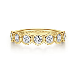 Calypso - 14K Yellow Gold Bezel Round 7 Stone Diamond Anniversary Band