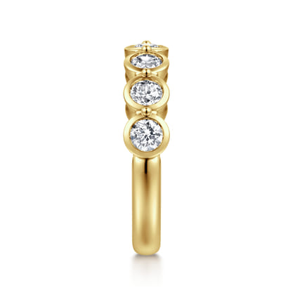 Calypso - 14K Yellow Gold Bezel Round 7 Stone Diamond Anniversary Band
