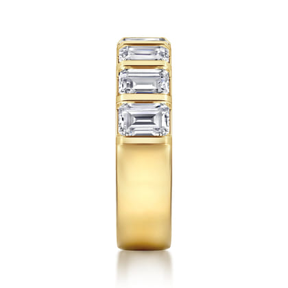 Calyra - 14K Yellow Gold Bar Setting Emerald Cut Diamond Anniversary Band