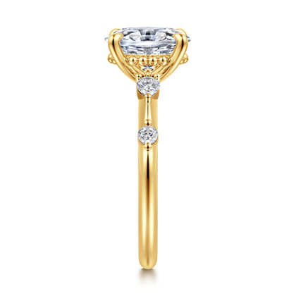 Carinna - 18K Yellow Gold Oval Diamond Engagement Ring