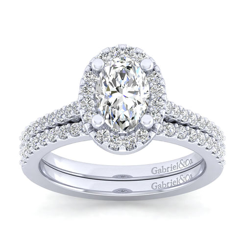 Carly - 14K White Gold Oval Halo Diamond Engagement Ring - 0.28 ct - Shot 4