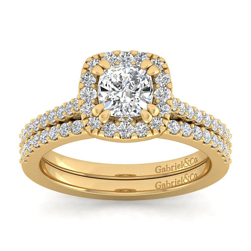 Carly - 14K Yellow Gold Cushion Halo Diamond Engagement Ring - 0.32 ct - Shot 4