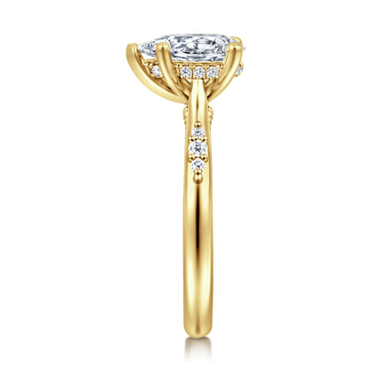 Carroline - 14K Yellow Gold Pear Shape Diamond Engagement Ring