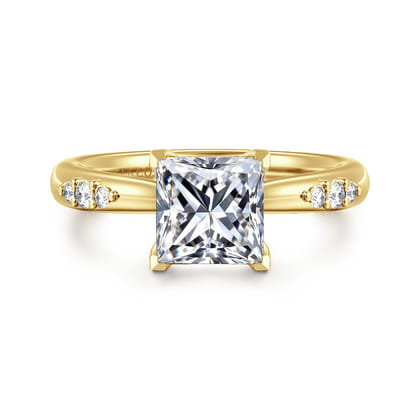 Carroline - 14K Yellow Gold Princess Cut Diamond Engagement Ring