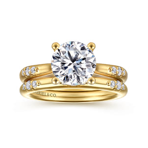 Carroline - 14K Yellow Gold Round Diamond Engagement Ring