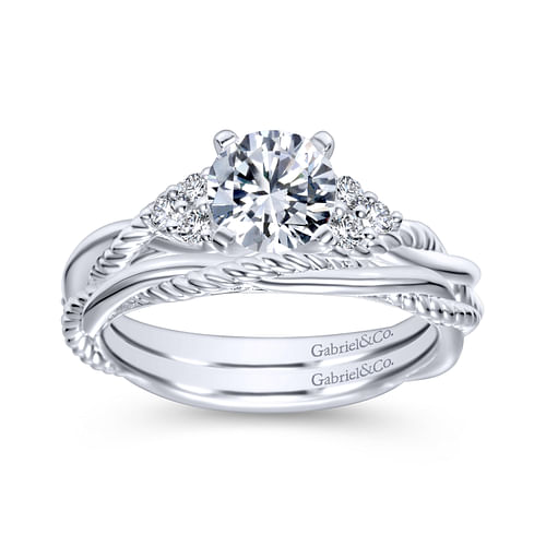 Catalina - Platinum Round Twisted Diamond Engagement Ring - 0.12 ct - Shot 4