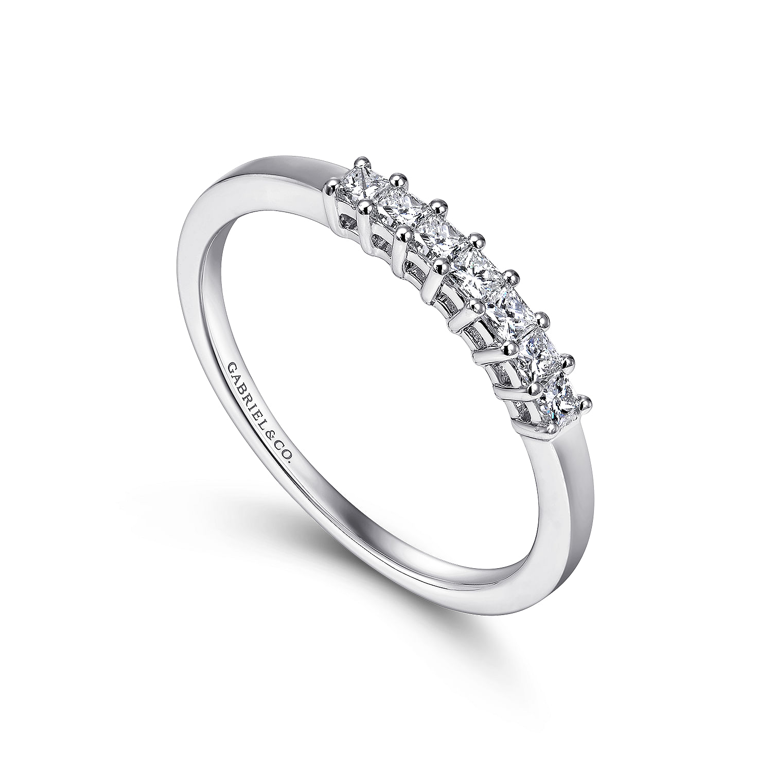 Catania - 14K White Gold Princess Cut 7 Stone Prong Set Diamond Wedding Band - 0.25 ct - Shot 3