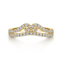 Cenza - Curved 14K Yellow Gold Twisted Diamond Anniversary Band