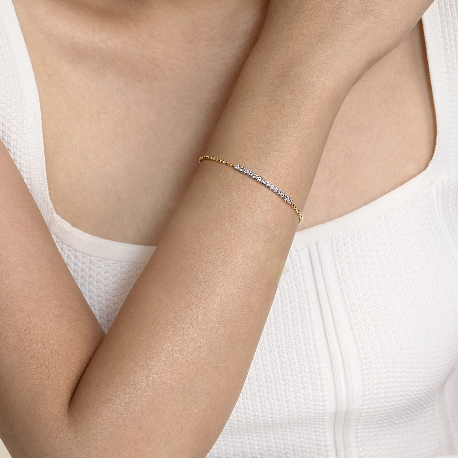Chain Bracelet Bar 14K White and Yellow Gold White Sapphire Bujukan - Shot 3