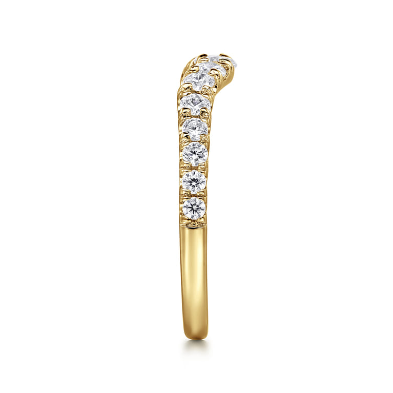 Curved Wedding Ring in 14k Yellow Gold with Round Natural Diamond at Gabriel & Co. - Shot 4
