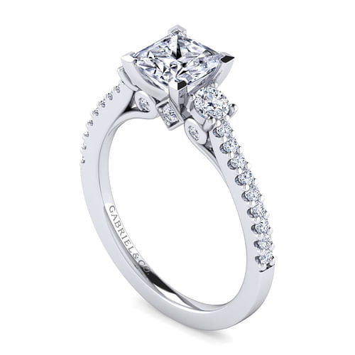 Chantal - 14K White Gold Princess Cut Three Stone Diamond Engagement Ring - 0.42 ct - Shot 3