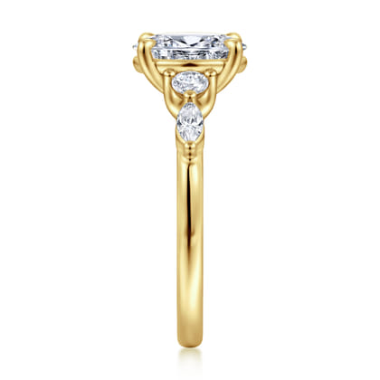 Cian - 14K Yellow Gold Oval Five Stone Diamond Engagement Ring