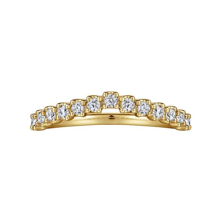 Curved Wedding Ring in 14k Yellow Gold with Round Natural Diamond at Gabriel & Co. - Shot 5